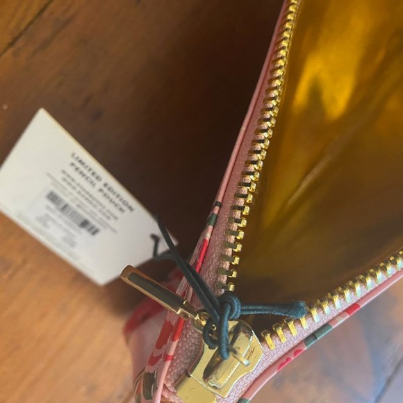 BAN.DO + STARBUCKS LIMITED EDITION PENCIL CASE / MAKEUP CASE /NWT RARE! - Picture 2 of 3